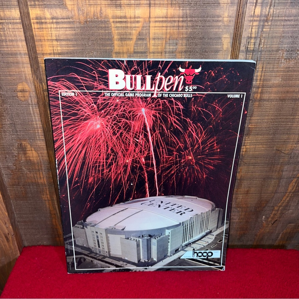 Vintage NBA Chicago Bulls Bull Pen Edition 1 Vol 1 Basketball Game Program